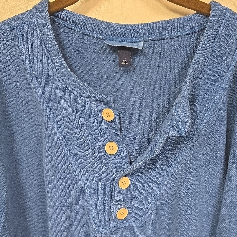 Universal Thread Blue Button-Down Women's Shirt - image 3